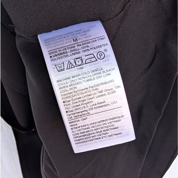 NWT GAP Black Longline Single-breasted Button Front Vest, size M - Picture 7 of 7